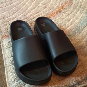 Woman’s Slides